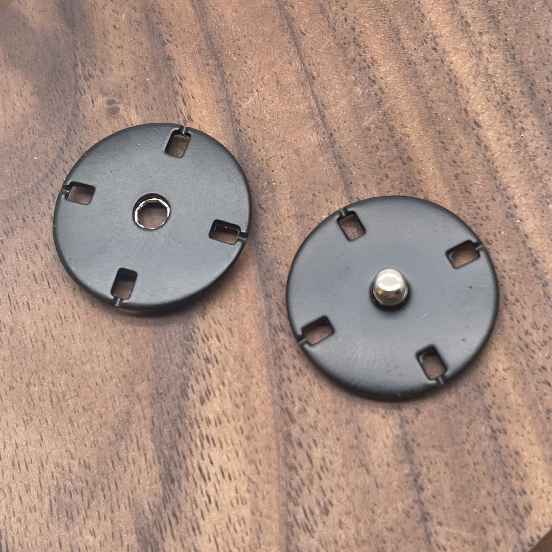 20L-36L Round Metal Buttons For Clothes Custom Simple Invisible Safety Buckle Hand Sewn 4 Holes Flat Snap Button Coat Decorative