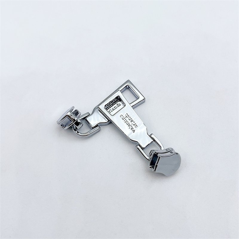 Factory Wholesale High Quality Snap hook Chain Shoulder strap buckle Base stud for leather backpack handbags