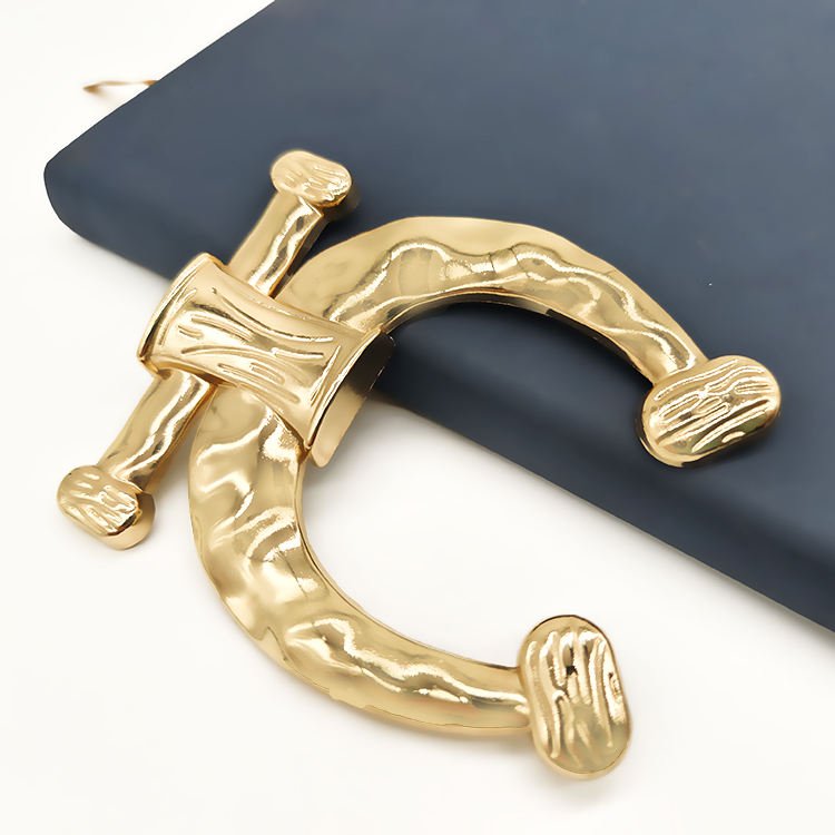 New European And American Reusable Swimwear Alloy Big U-Shaped Buckle Bikini Chest V-Shaped Jewelry Wear Buckle