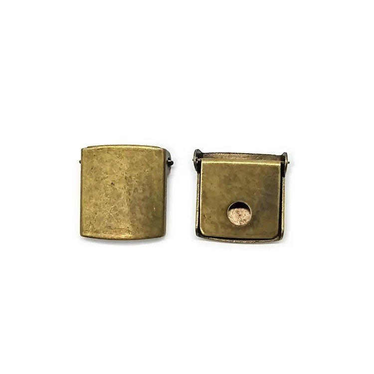 OEM ODM Custom High Quality Hat Accessoires Adjustable Brass Color Buckle Cap Buttons Fashion Metals Eyelet Hat Straps Buckle