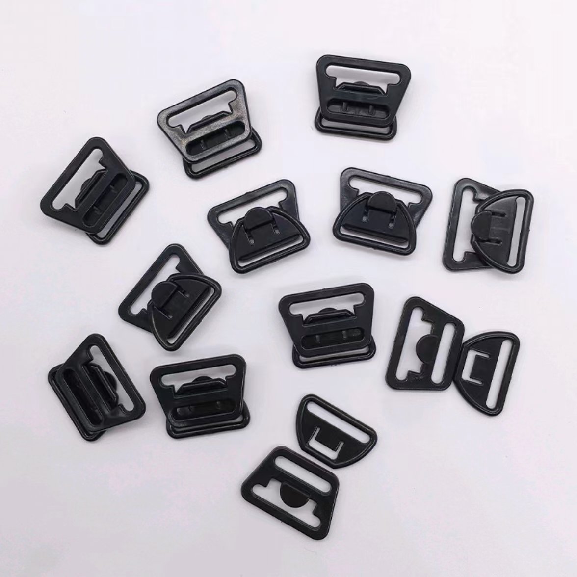 Direct Selling Bra Front Buckle Adjuster Slider Adjusting Breastfeeding Plastic Nursing Bra Clips Mommy Bra Buckles