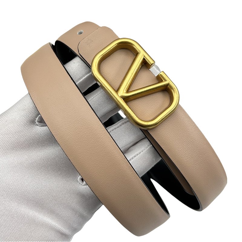 Ladies Genuine Cow Hide Leather Waist Belt Fashionable Thin Belt with V Letter Buckle Alloy Buckle Design for Jeans