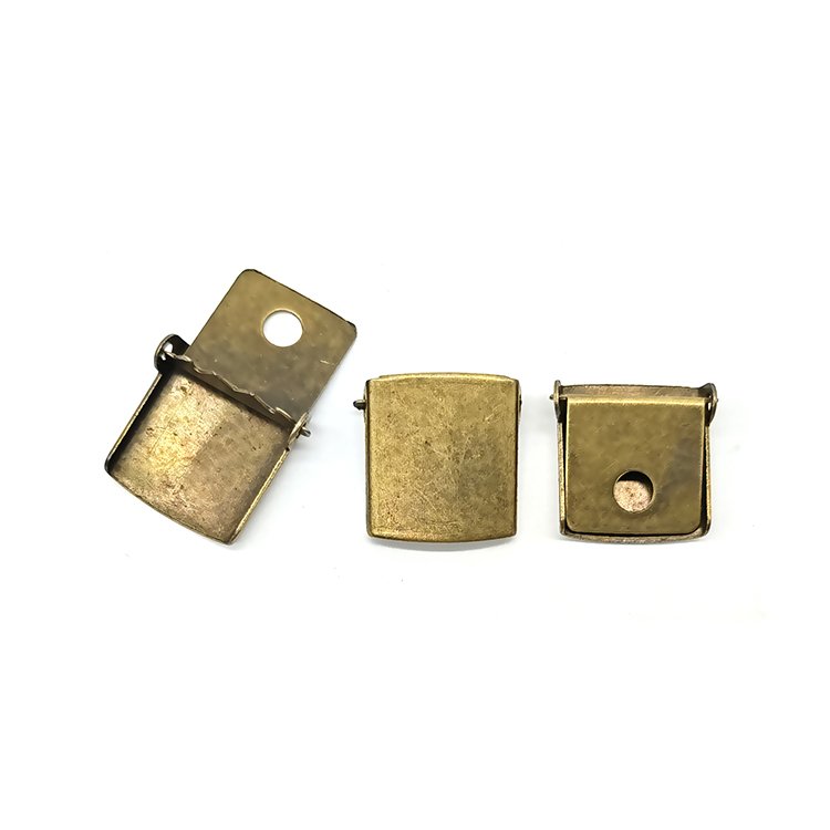 China Manufacturer High Quality Metal Strap Adjustable Buckle Clip Headgear Clip Hat Buckle Swimwear Bikini Bra Connector Buckle