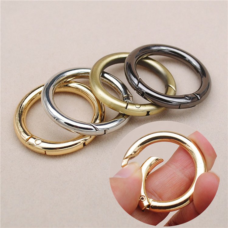 Wholesale custom different colors size handbag key ring metal spring open gate o ring clasp buckle for bag belt DIY craft sewing