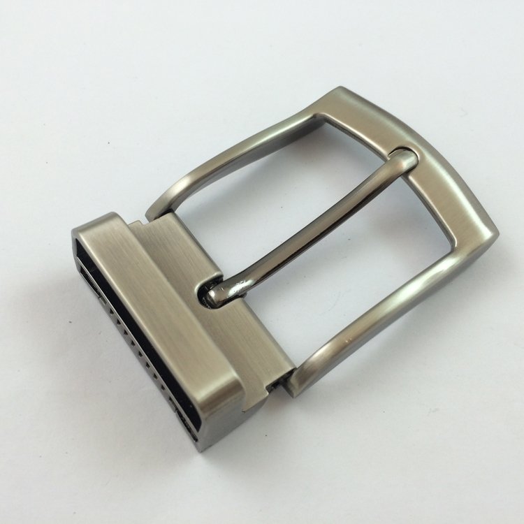 2024 New design metal buckles with teeth clamp custom 40mm clip belt buckle