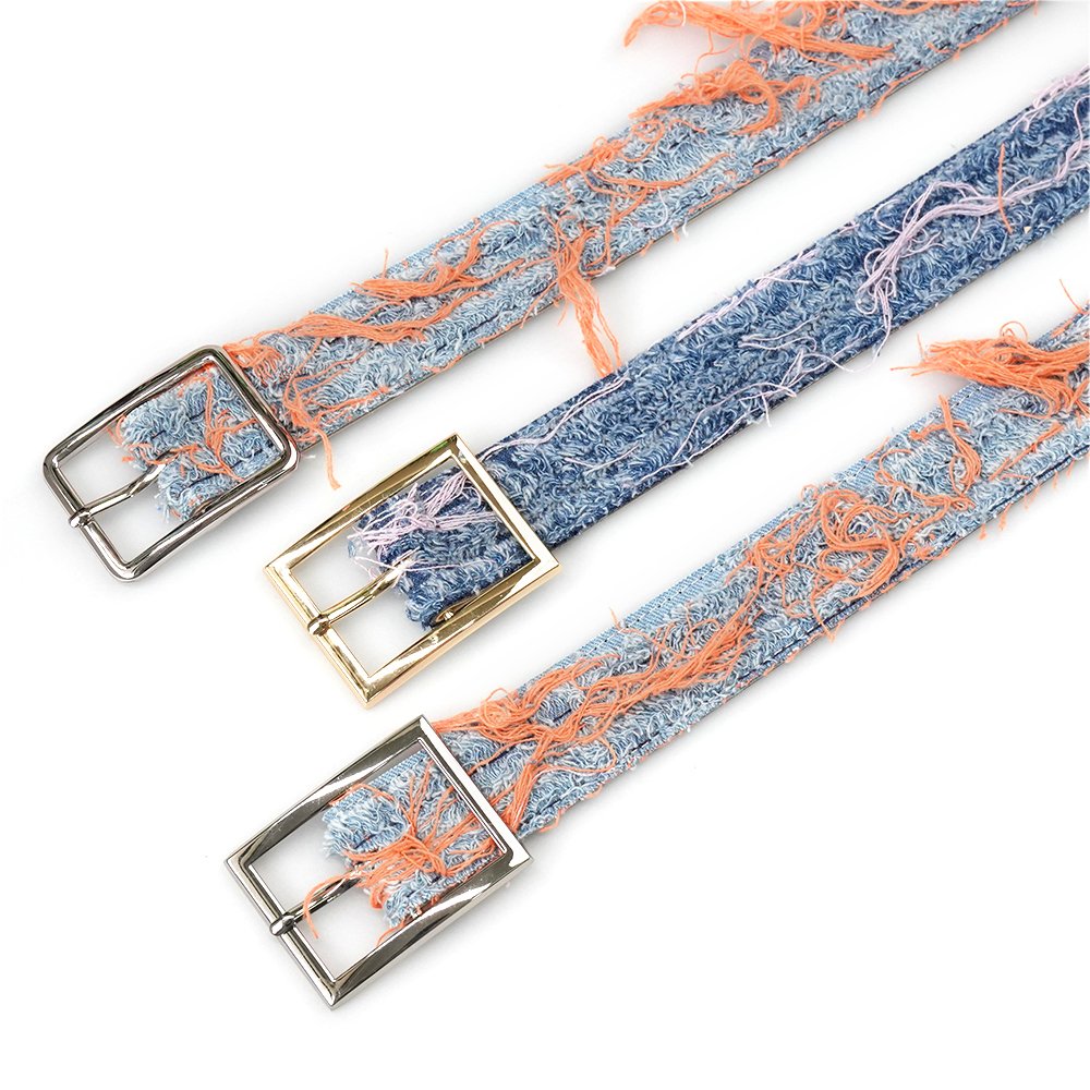 Designer Fashion Carved Shiny Pin Buckle Belt For Cowgirl Trendy Vintage PU leather Worn-out Denim fabric Belt For Women Jeans