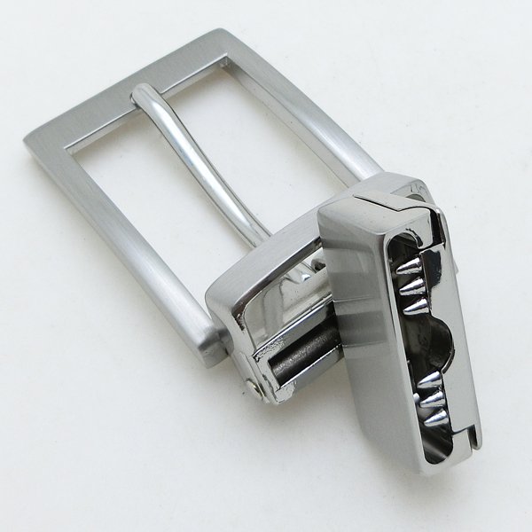 30mm Personalized Reversible Pin Belt Buckle Turning Design for Men's Leather Wholesale Western Style Garters Belt Pin Buckles