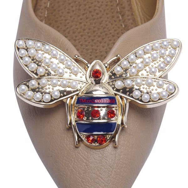 2023 Bee Butterfly Shoe Clip Metal Shoe Buckle Women High Heel Charms Buckle Pumps Lady Flat Shoes Decor Accessories