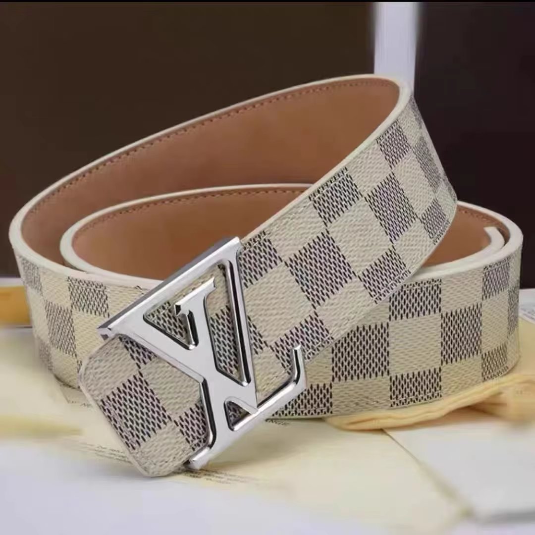 2024 New men's classic letter buckle leather belt automatic buckle cow belt fashion trend beautiful business for men