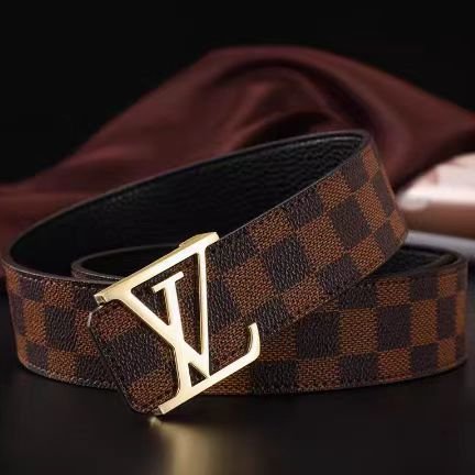 2024 New men's classic letter buckle leather belt automatic buckle cow belt fashion trend beautiful business for men