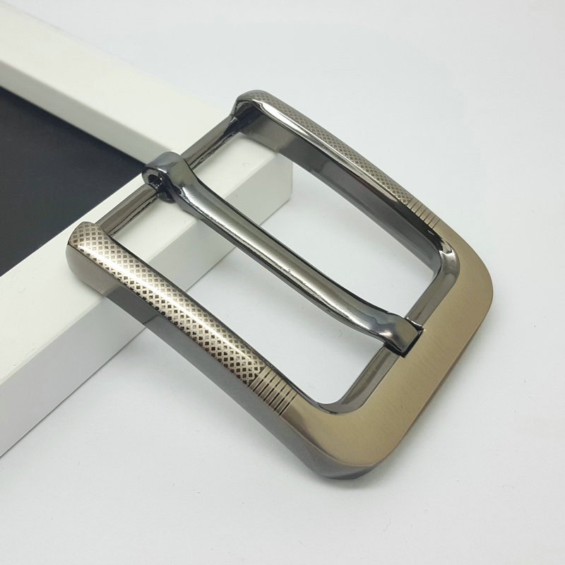Wholesale Custom 25/35/40mm metal zinc alloy cowboy Custom Logo Simple Clip Reversible Pin Buckles Hardware for Leather Belt