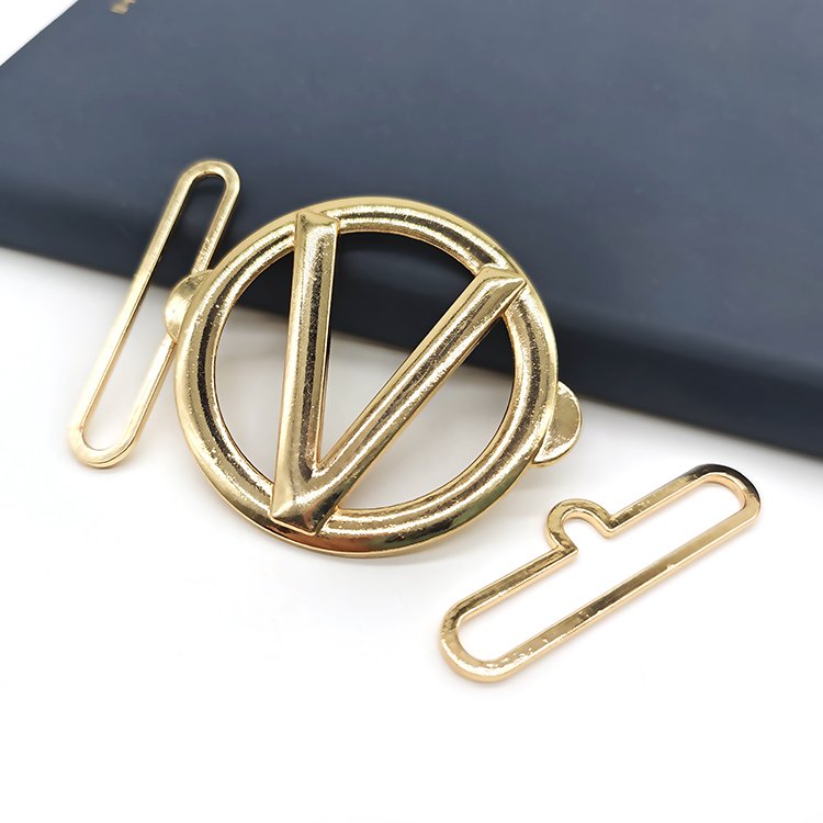 Factory Customized Size Adjustable Metal Zinc Alloy 49mm Golden Belt Clip Buckles V-Shape Fashion Swimwear Garment Accessories