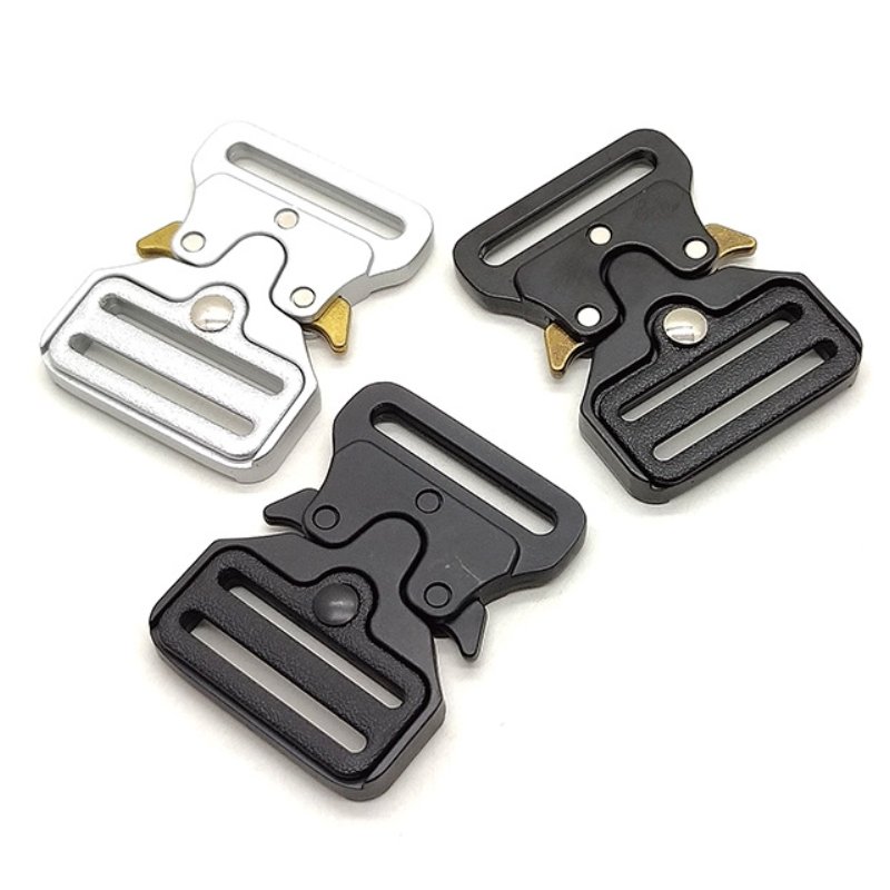 Customized logo 33mm zinc alloy belt buckle quick release buckle