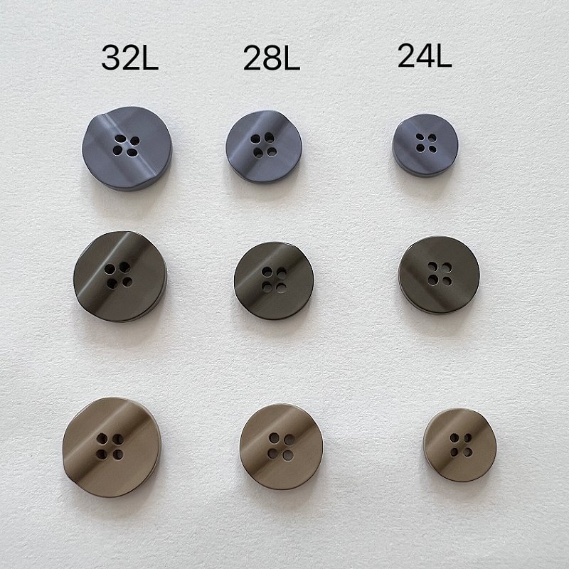High quality multi color custom environmental suit buckle four holes resin buttons
