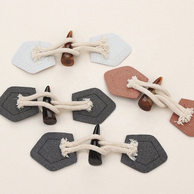 Woolen Coat Trench Coat Button Hot Sale No Pin Buckle Custom Brand Logo Leather Toggles Clothes Coats Horn Toggles Buttons