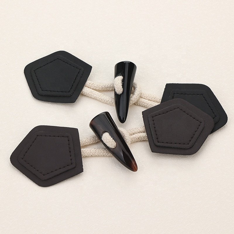 Woolen Coat Trench Coat Button Hot Sale No Pin Buckle Custom Brand Logo Leather Toggles Clothes Coats Horn Toggles Buttons