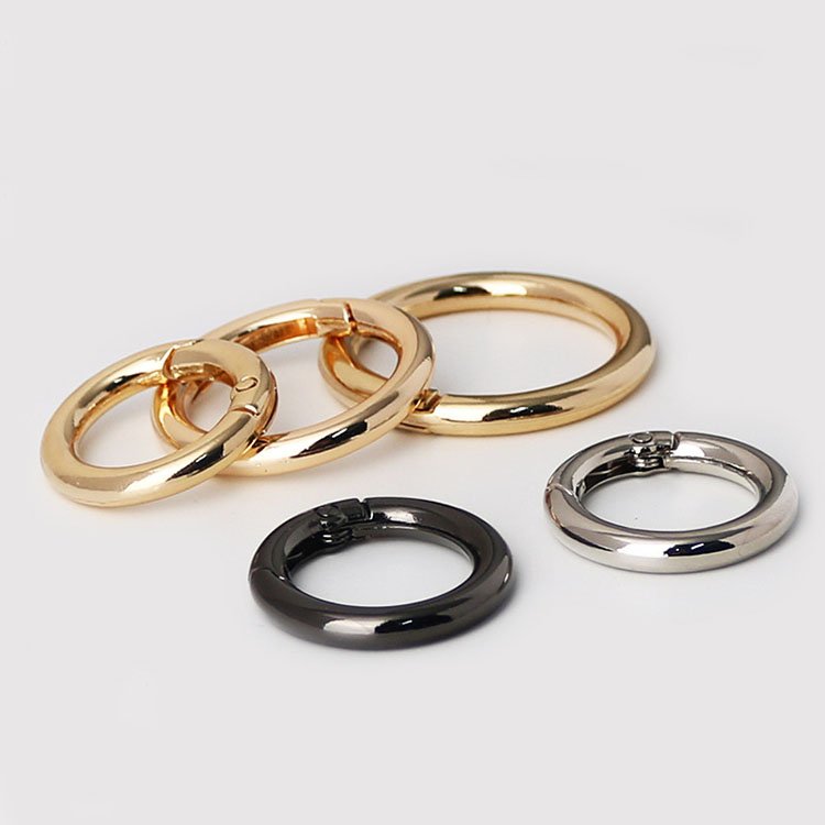 Wholesale Spring Snap Hooks Handbag bag Metal Accessories Circle Round Carabiner Belt Buckle Zinc Alloy Rings Custom Logo O ring