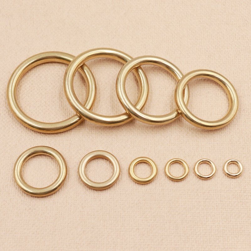 Hot Selling Hardware Brass Solid Seamless Round Ring Buckle Copper O Ring For Bag Hardware Accessories