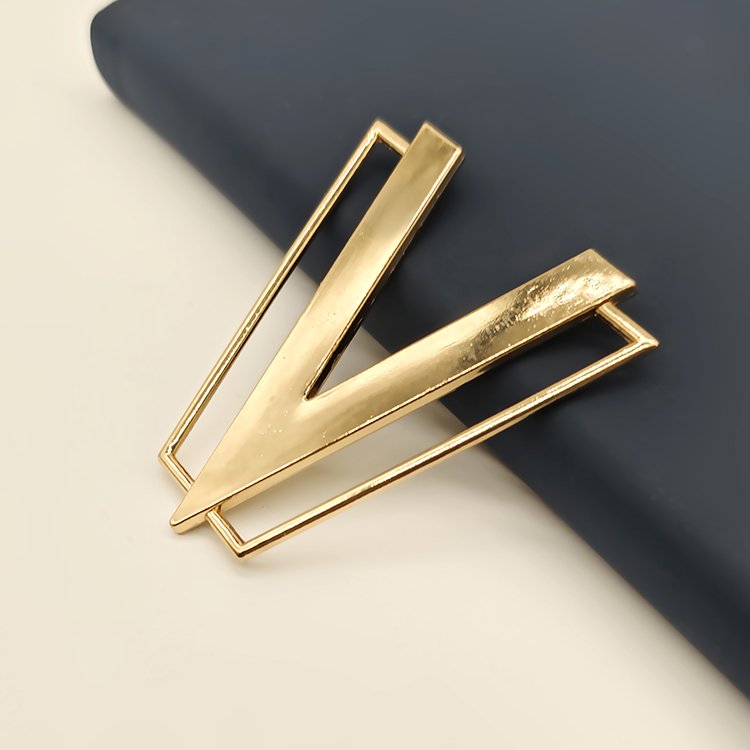 Hot Selling High Quality Underwear Accessories New Decorative V Shape Adjustable Metal Buckles For Swimwear And Bikini