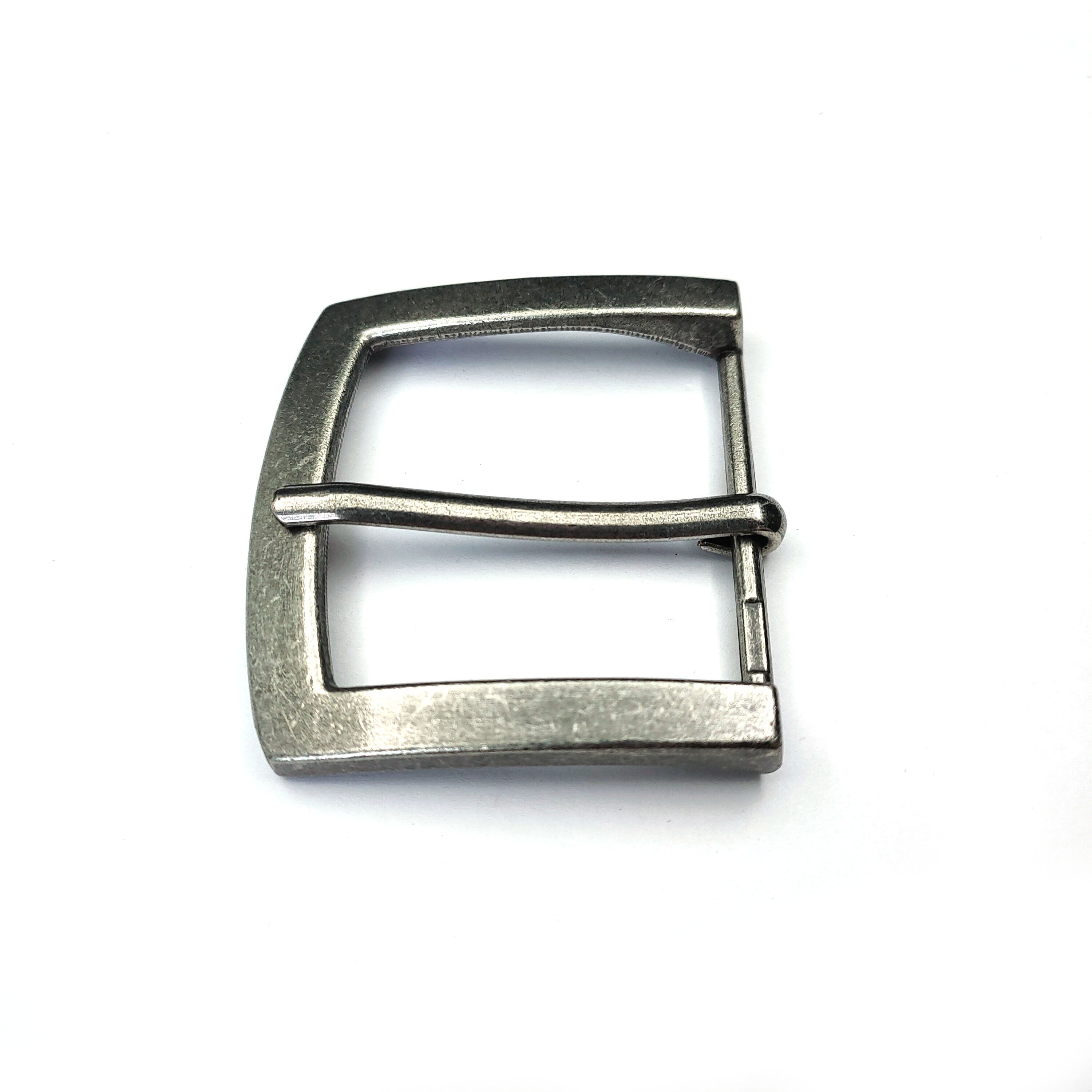 High quality Pin belt buckle customization zinc alloy clip belt buckle hardware adjustable man leather belts with pin buckle