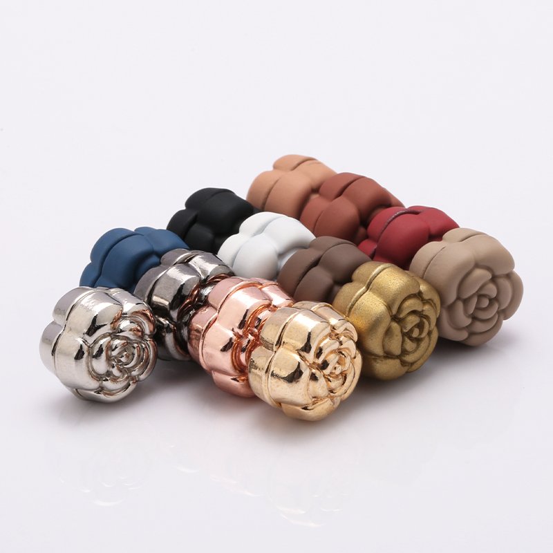 Versatile round magnetic buckle for Muslim fashion - add a touch of elegance to your outfits