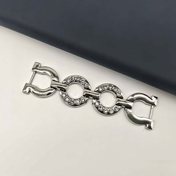 Custom Logo High Quality Decorative Bag Link Buckle Sandals Buckle Metal Luxury Rhinestone Pearl Shoes Buckle For Women