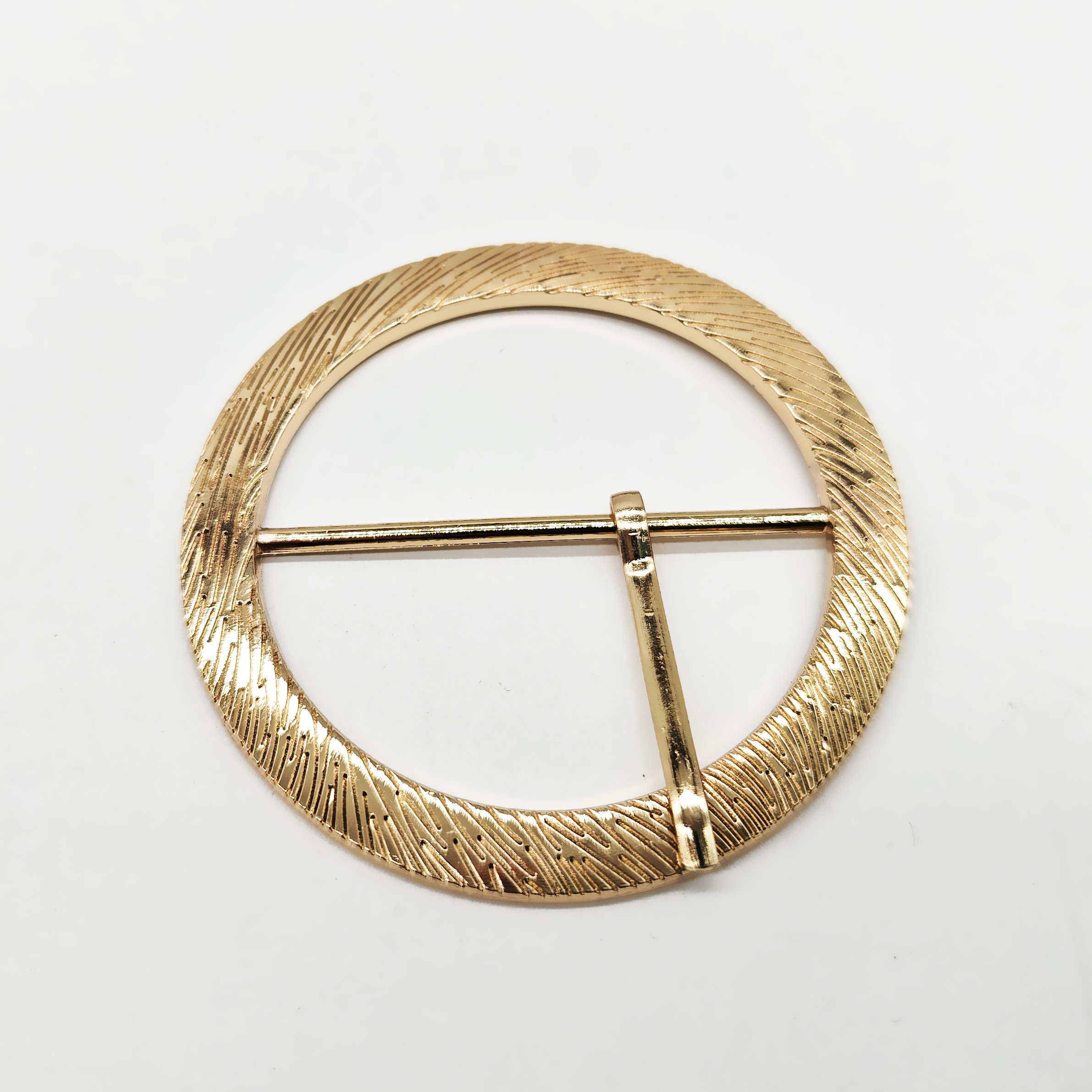 Hot Selling 50mm Metal Round Ring Silver Roller Pin Belt Buckles Newest Carving Zinc Alloy Luxury Gold Buckle For Belt