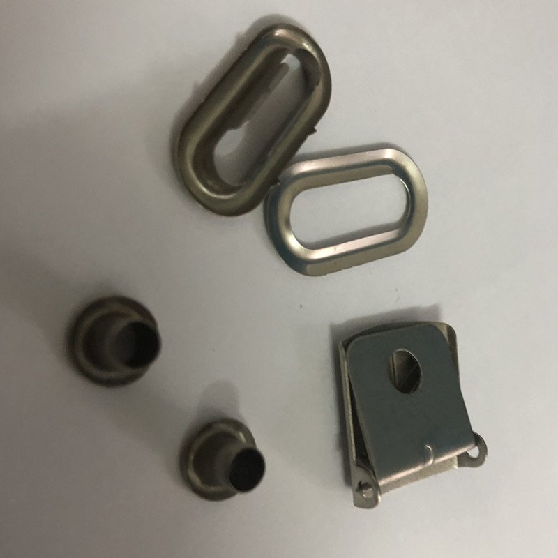 China Factory Custom Logo Nickel Color Stainless Steel Eyelets Repair Replacement Baseball Hat Cap Buckle Set