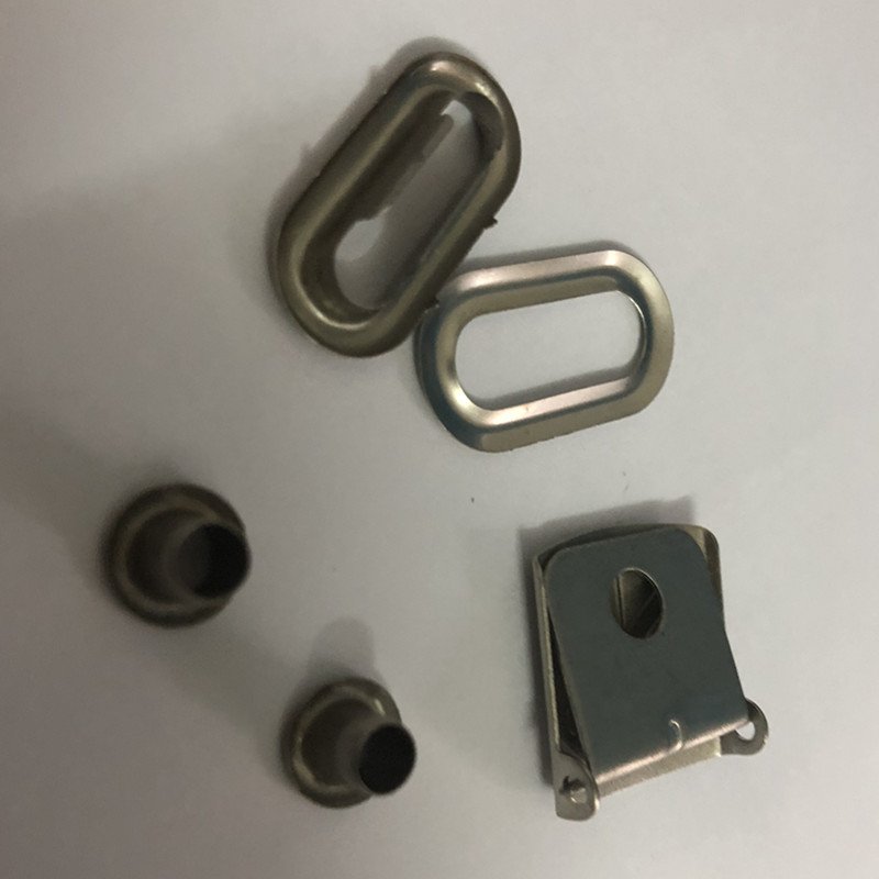 China Factory Custom Logo Nickel Color Stainless Steel Eyelets Repair Replacement Baseball Hat Cap Buckle Set