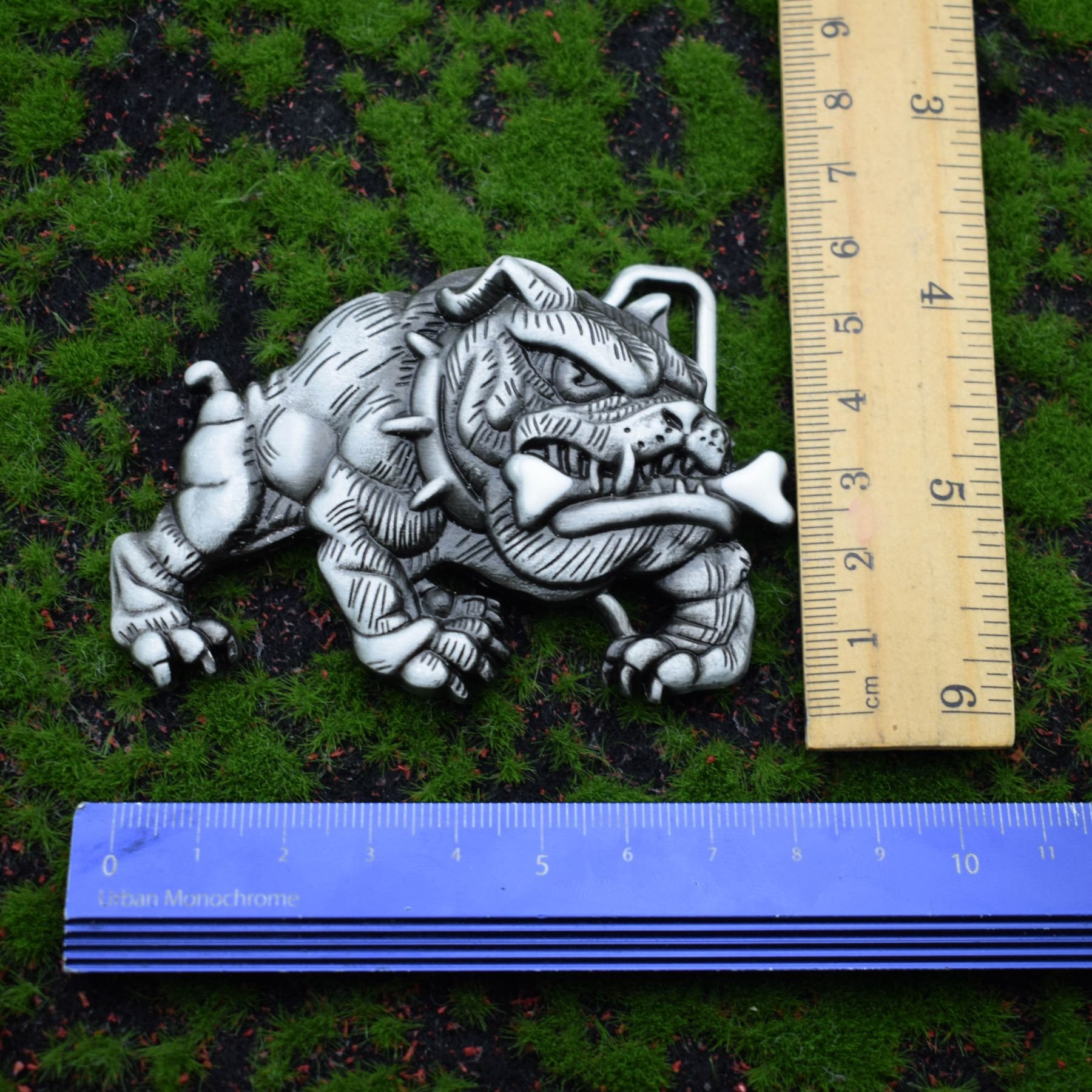 High Quality Vintage Vivid Dog 3D Belt Buckles Simple Animal Metal Belt Buckles for Men Birthday Gift