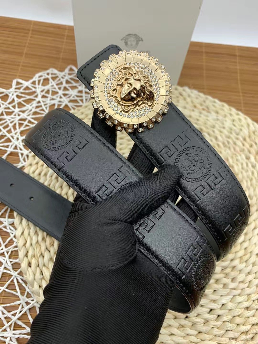 Men Leather Belt Fashion Trendy Rhinestone Buckle Luxury Famous Brand Designer Wholesale Discount (NO box)