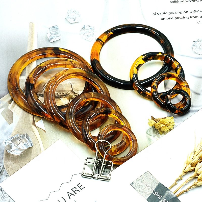 Hot selling coat buckles multi-sized custom buckles resin women belt round waist buckles buttons for clothing