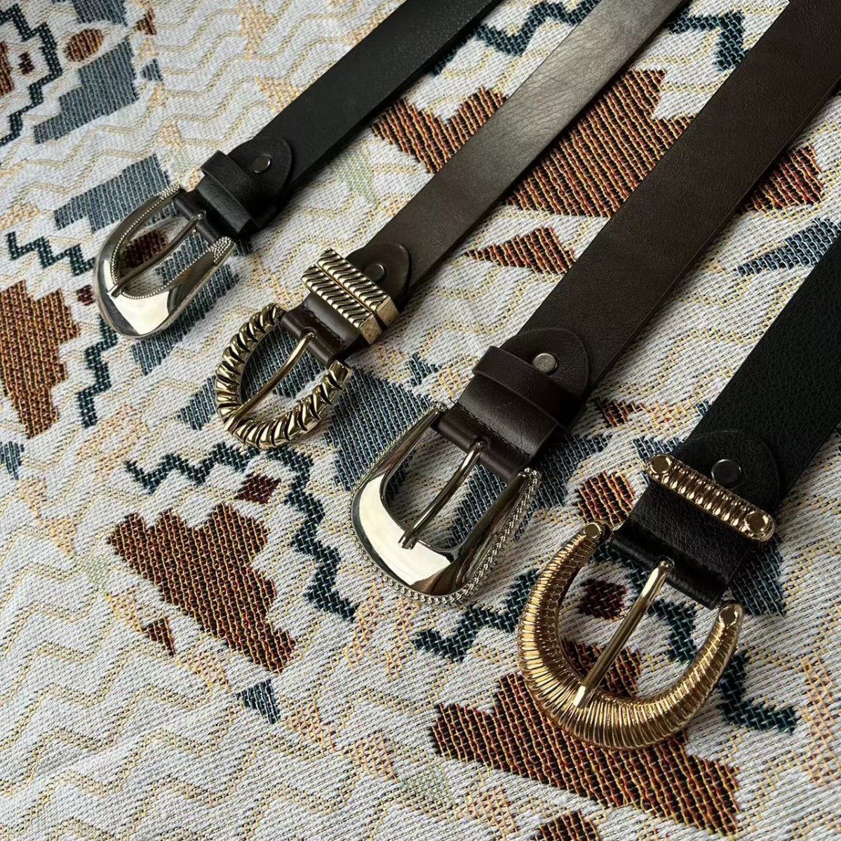 High Quality Retro Western Belt Women Cowboy Stylish Vintage Buckle PU Leather Design Belts