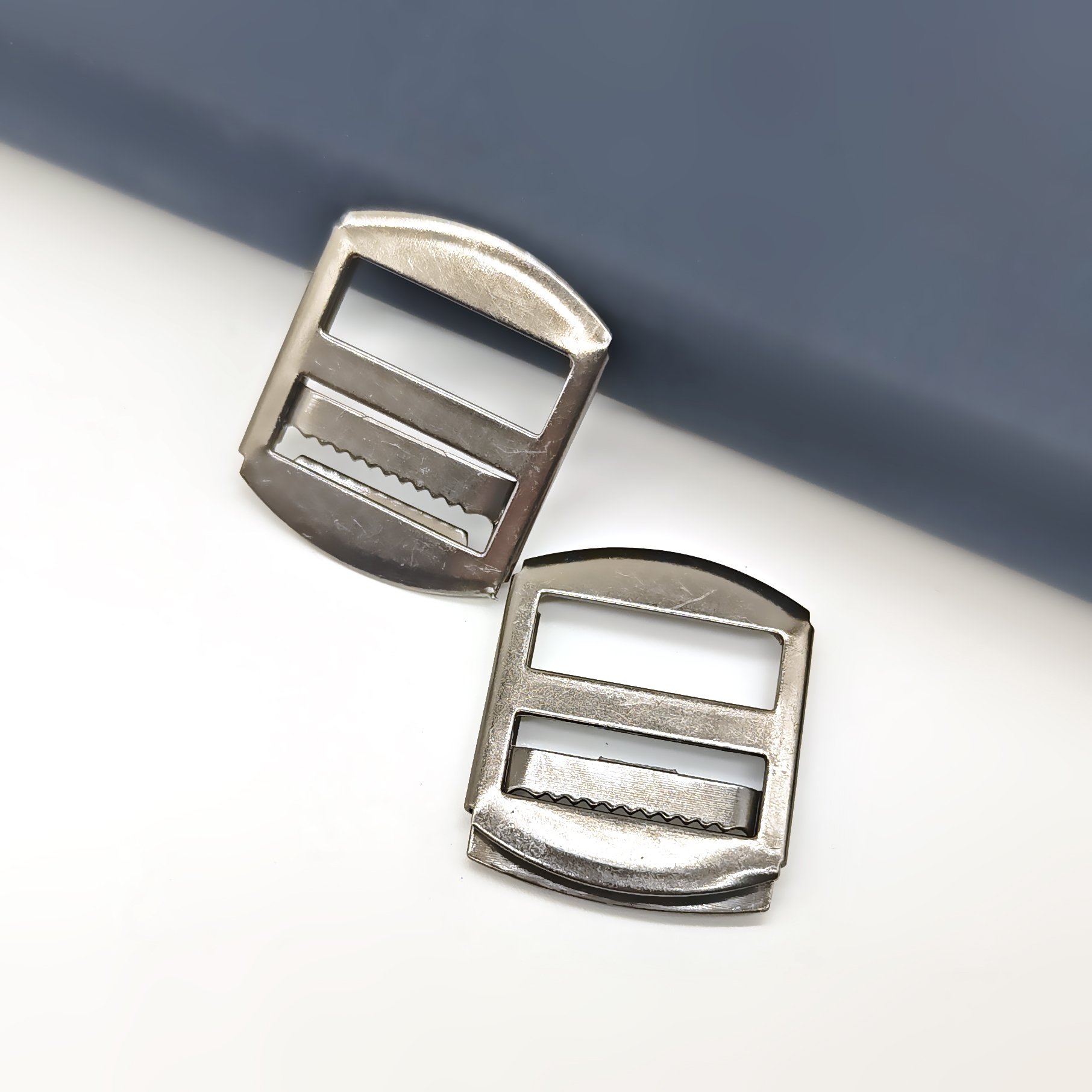 Hot Selling Zinc Alloy Metal Tri-Glide Slider Belt Buckle High Quality Quick Release Decorative Bag Buckle Handbag Straps Buckle