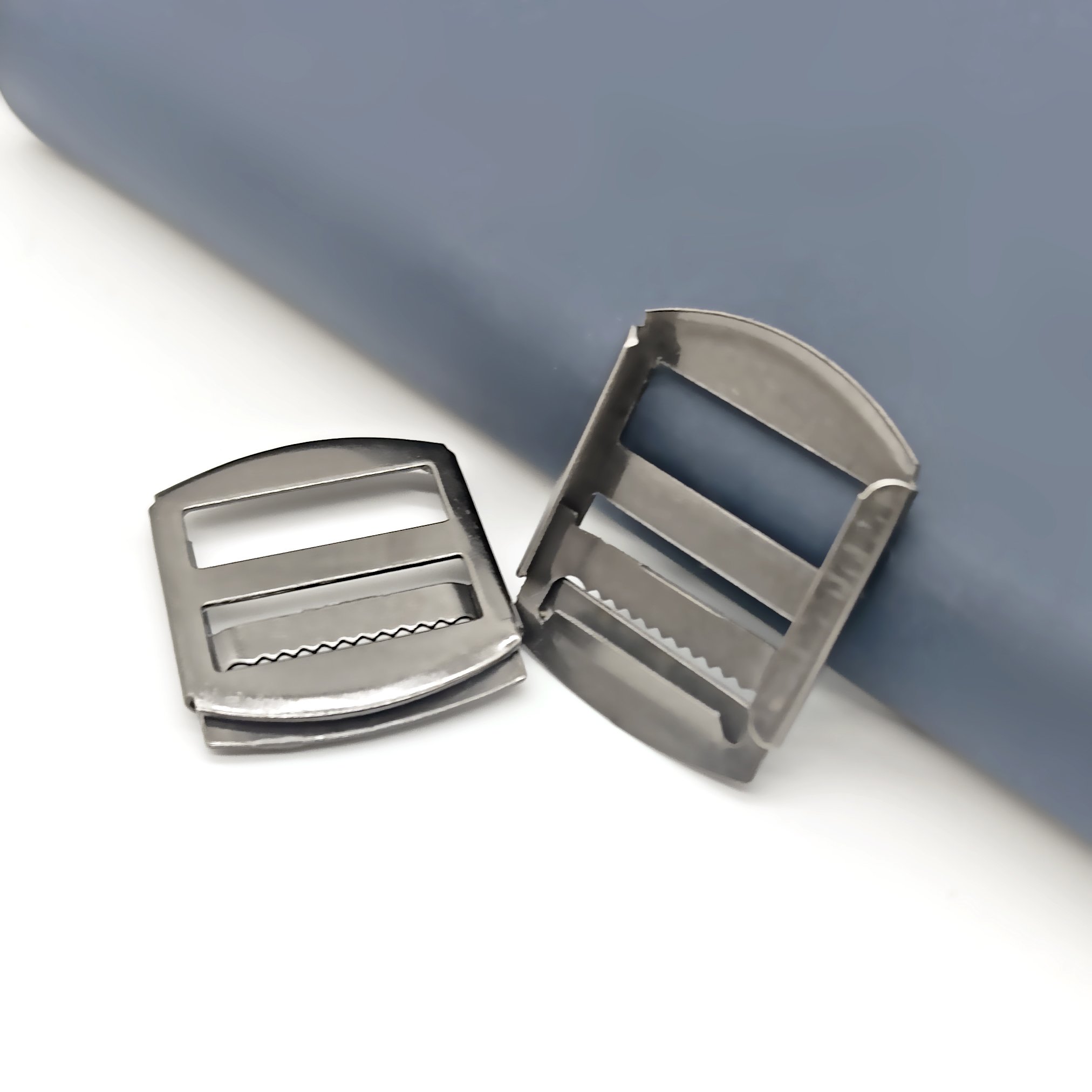 Hot Selling Zinc Alloy Metal Tri-Glide Slider Belt Buckle High Quality Quick Release Decorative Bag Buckle Handbag Straps Buckle
