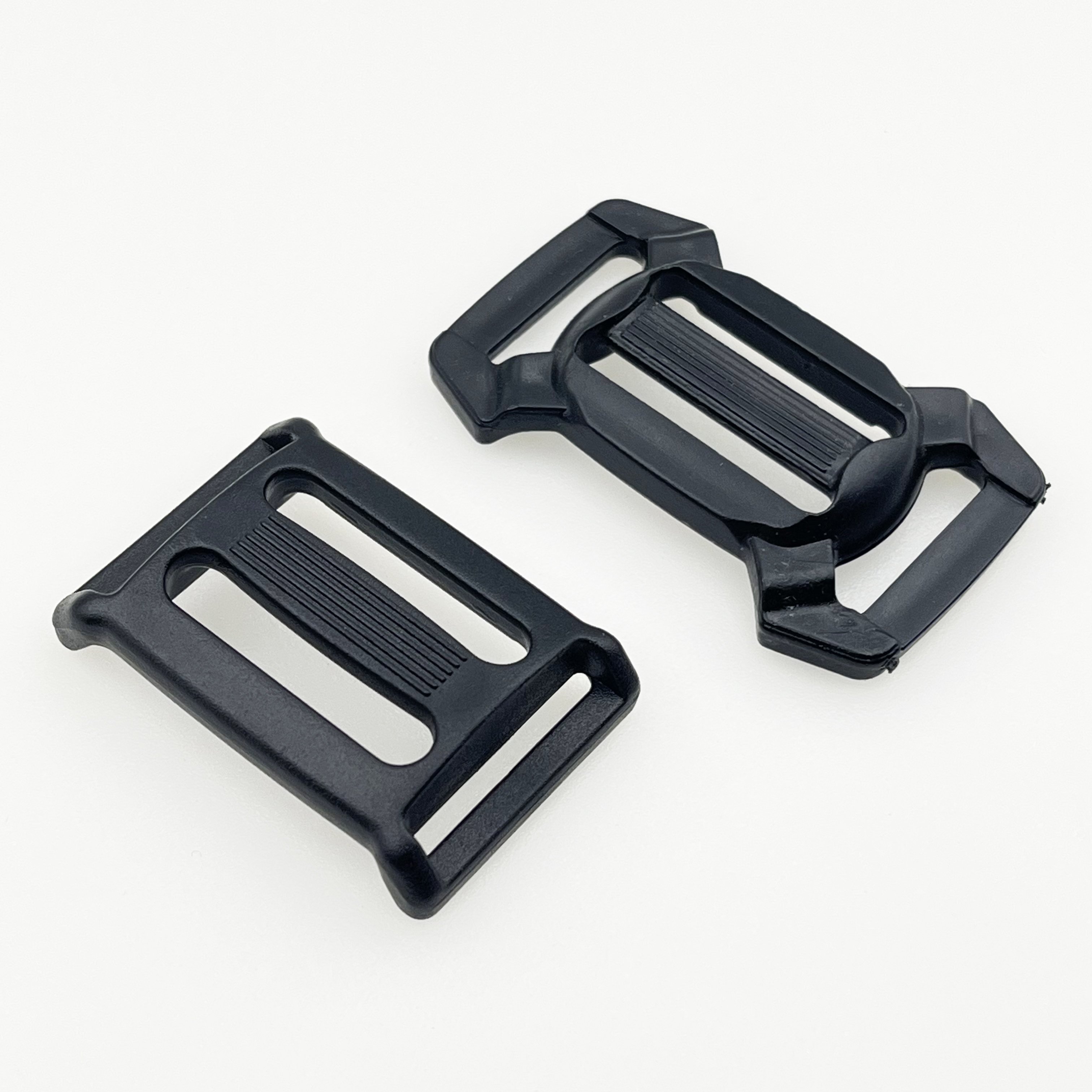 Factory Supply Plastic Adjustable Belt Buckle for Backpack 3 Bar Part Plastic Tri-glide Slide Buckle for Webbing Bag Accessories