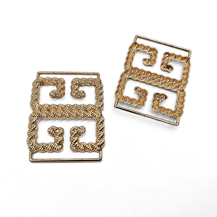 Custom Logo New Elegant Design Decorative Square Zinc Alloy Golden Buckle Twist Turn Belt Buckle Accessories For Bag And Clothes