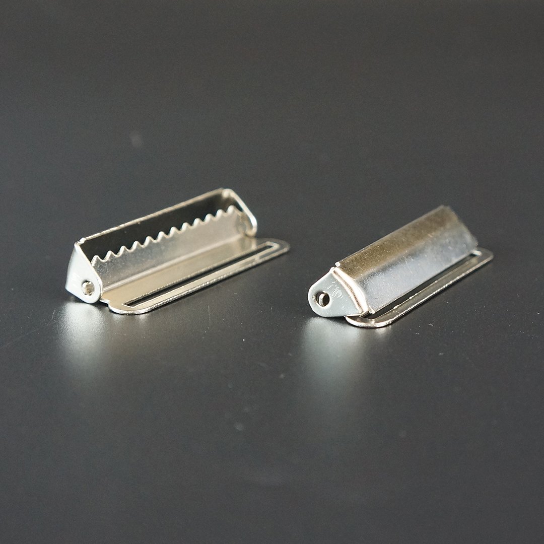 quadrate shape Duck Mouth buckle Strap hardware metal crocodile buckle with rubber Suspenders Buckle Clips