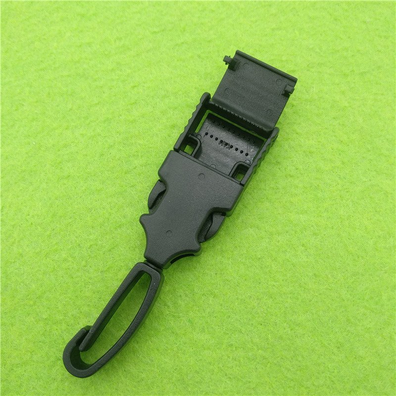 Plastic snap hook swivel buckle hook for lanyards