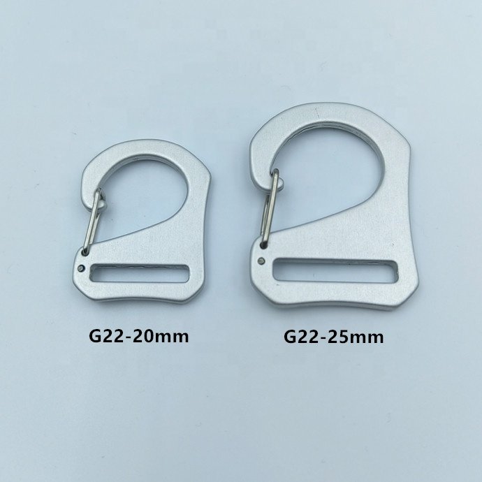 Adjustable Metal Black Aluminium g hook buckle with spring wire gate for bag strap hook 20mm 25mm