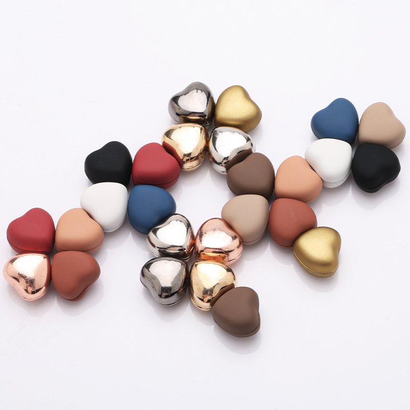 Heart shaped strong magnetic hijab buckle shawl scarf colored magnetic brooch