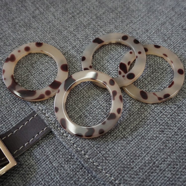 fashion style bikini swimsuit accessories tortoise shell leopard effect round shape resin o ring buckle