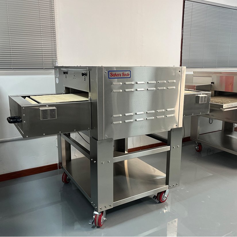 Commercial Pizza Ovens 18 inch Stone Conveyor Belt Pizza Oven For Sales