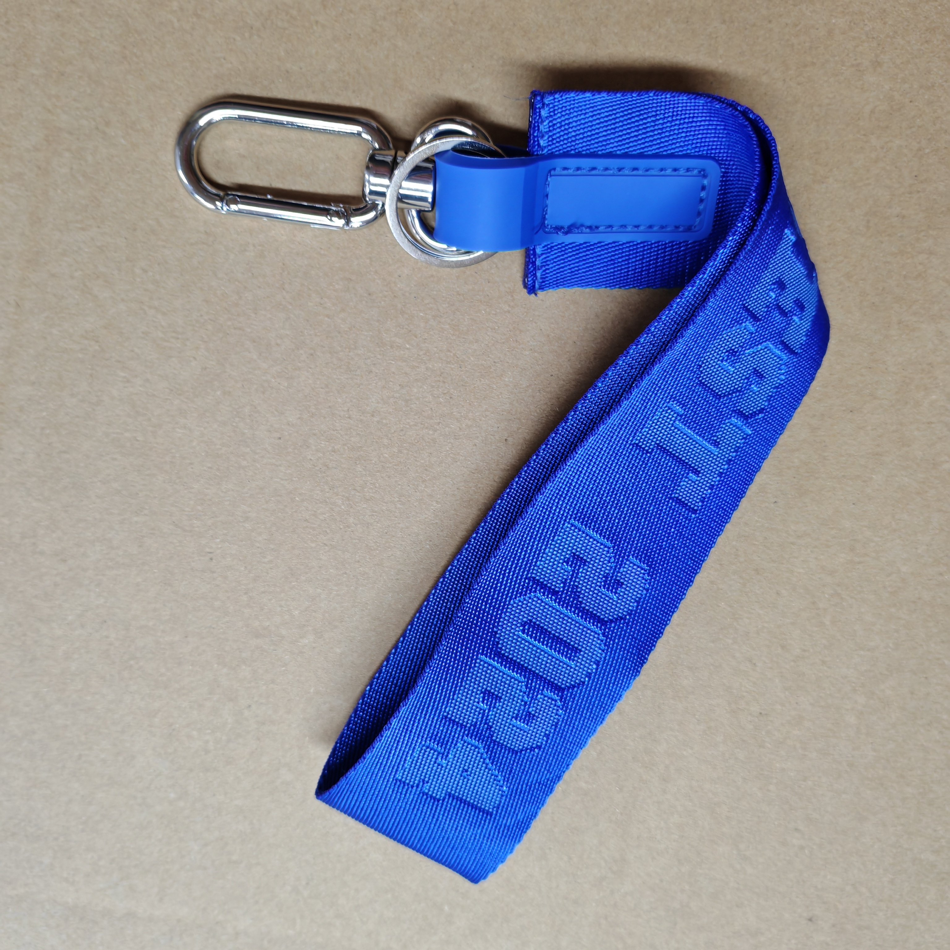 High quality customization logo mobile phone lanyard key chain clothing bag pendant personality short strap accessories