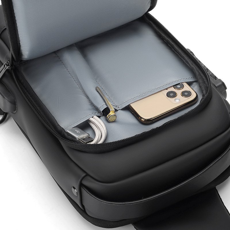 July Anti Theft Chest Bag Rechargeable Large Capacity Crossbody Bag Custom Mens Crossbody Sling Bag