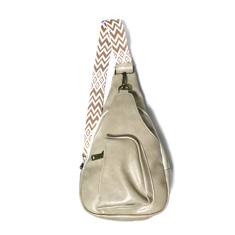 Wholesale 2024 Summer Fashion PU Leather Waist Belt Bag Guitar Strap Sling Crossbody Fanny Pack with Polyester Lining