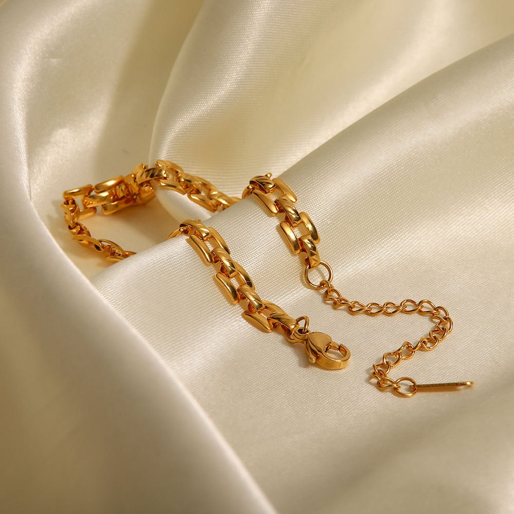 Ins 18k Gold Plated Stainless Steel Jewelry Party Gift Geometric Wide Belt Bracelet For Girls