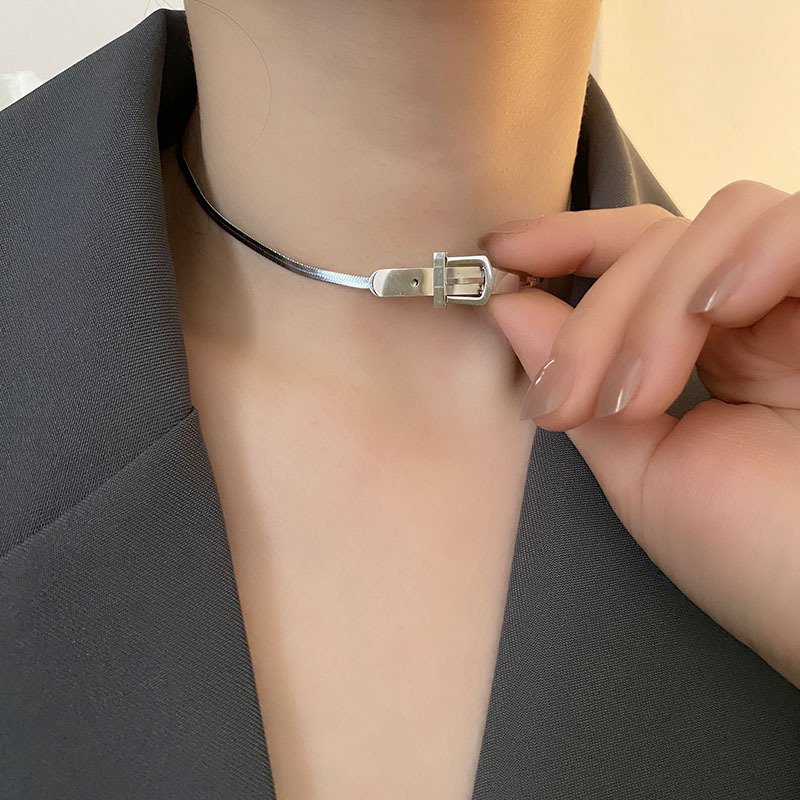 New Fashion Stainless Steel Belt Buckle Short Clavicle Necklace For Women Aesthetic 18K Gold Plated Accessories Party Gift