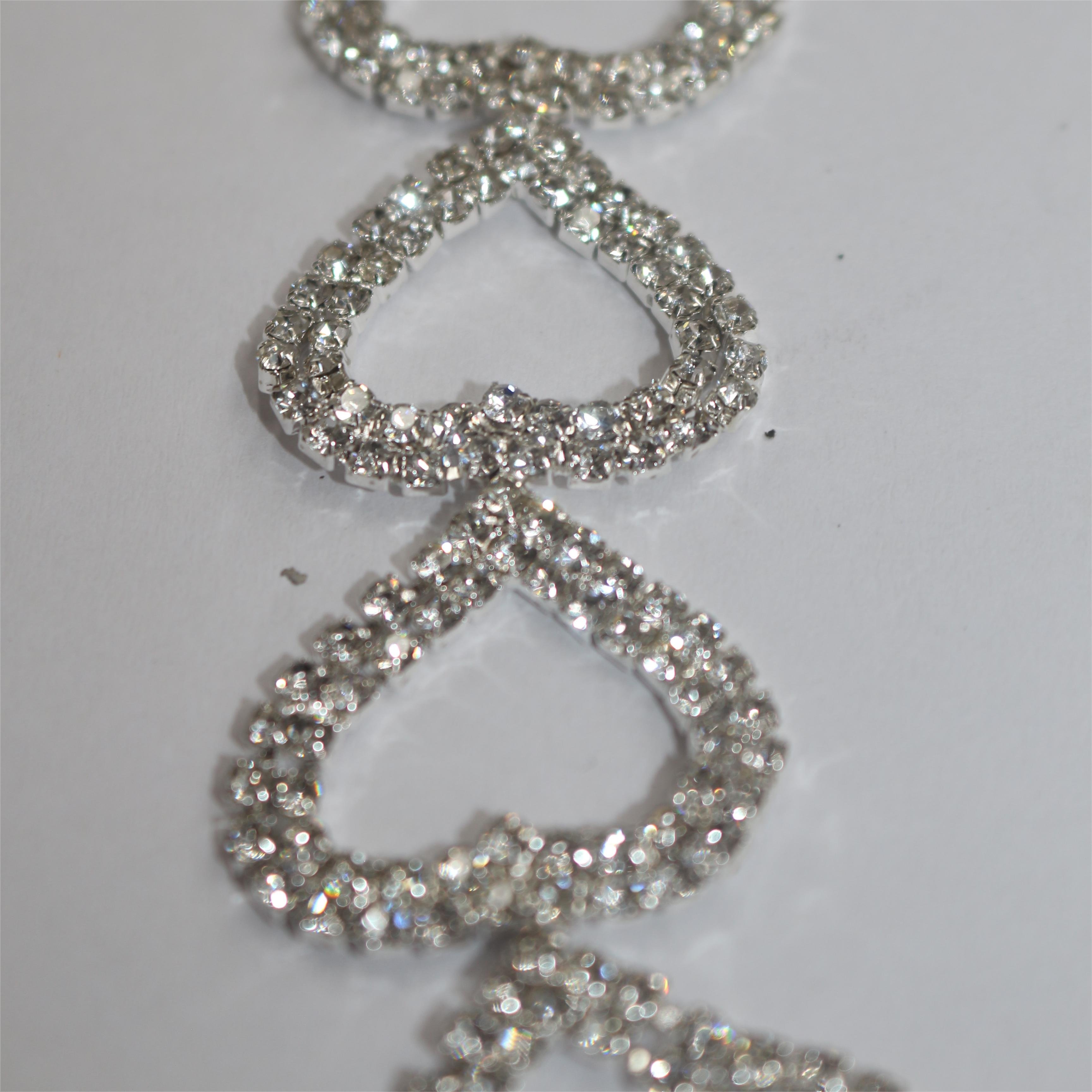 Fashion Diamond chain can be used for luggage clothing decoration