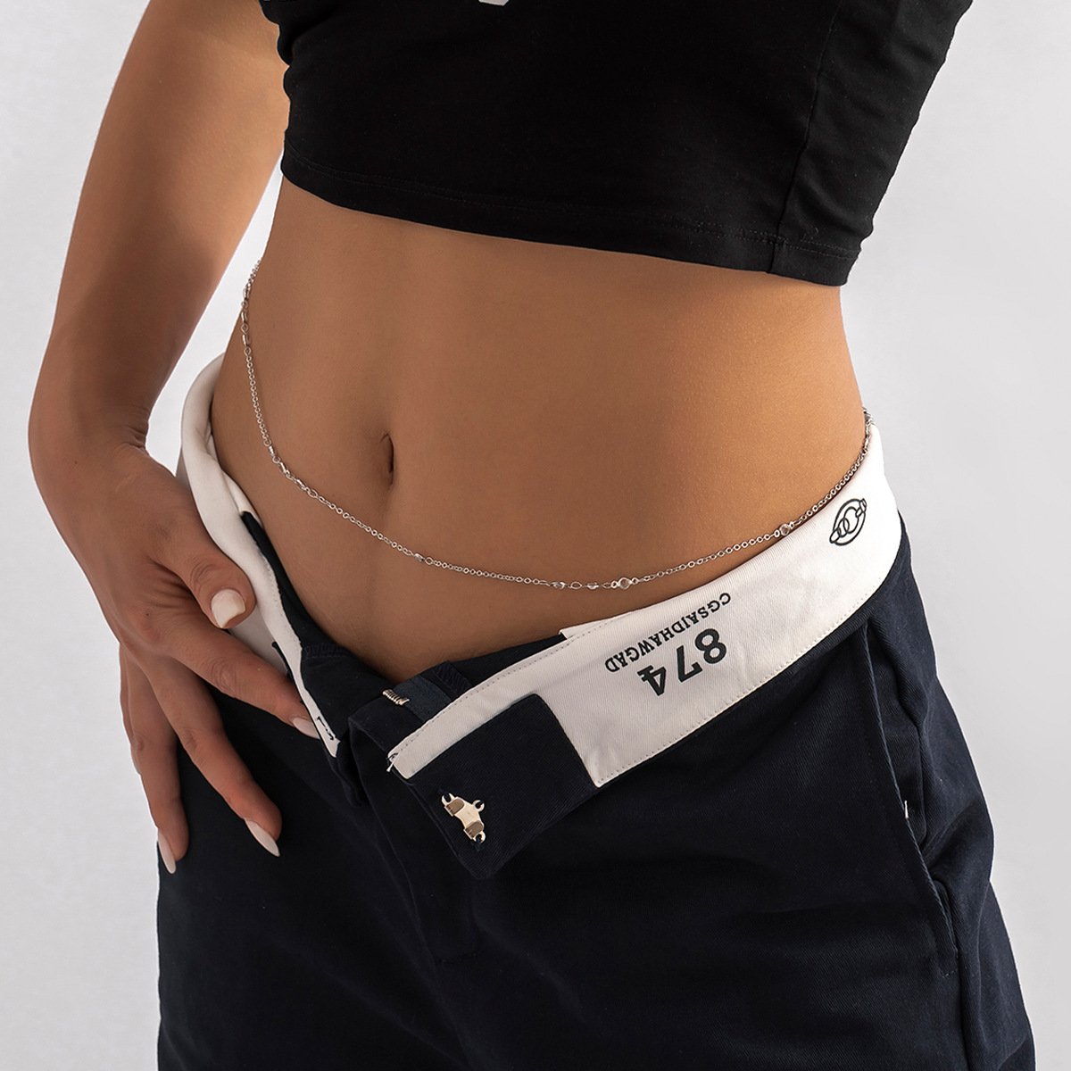 Geometric Versatility Ladies Waist Chain Sweet and Cool Hip Hop Waist Chain Women Sexy Diamond Body Chain Belt